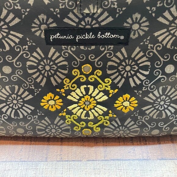 Petuna Pickle Bottom Diaper Clutch Wristlet - Picture 3 of 8